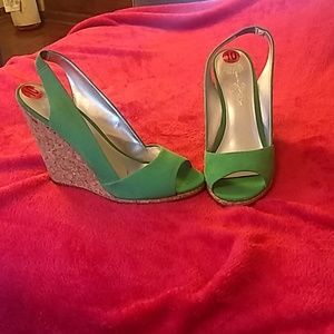 Kelly Green Wedges